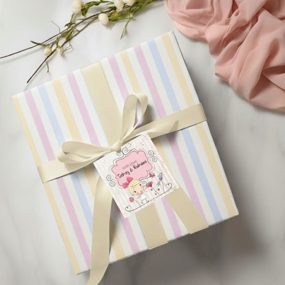 Gift Tag - Girl With Butterfly Peppydots|]Peppydots