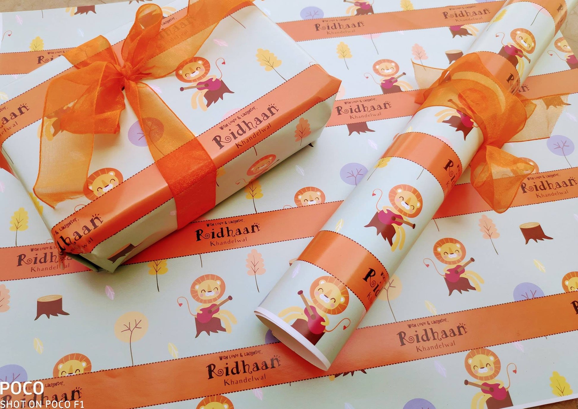 Wrapping Paper -  Lion Doxbox Store|]Peppydots